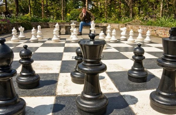 Szachy ogrodowe standard - duże figury szachowe - król 64 cm  (1900,00 zł)
